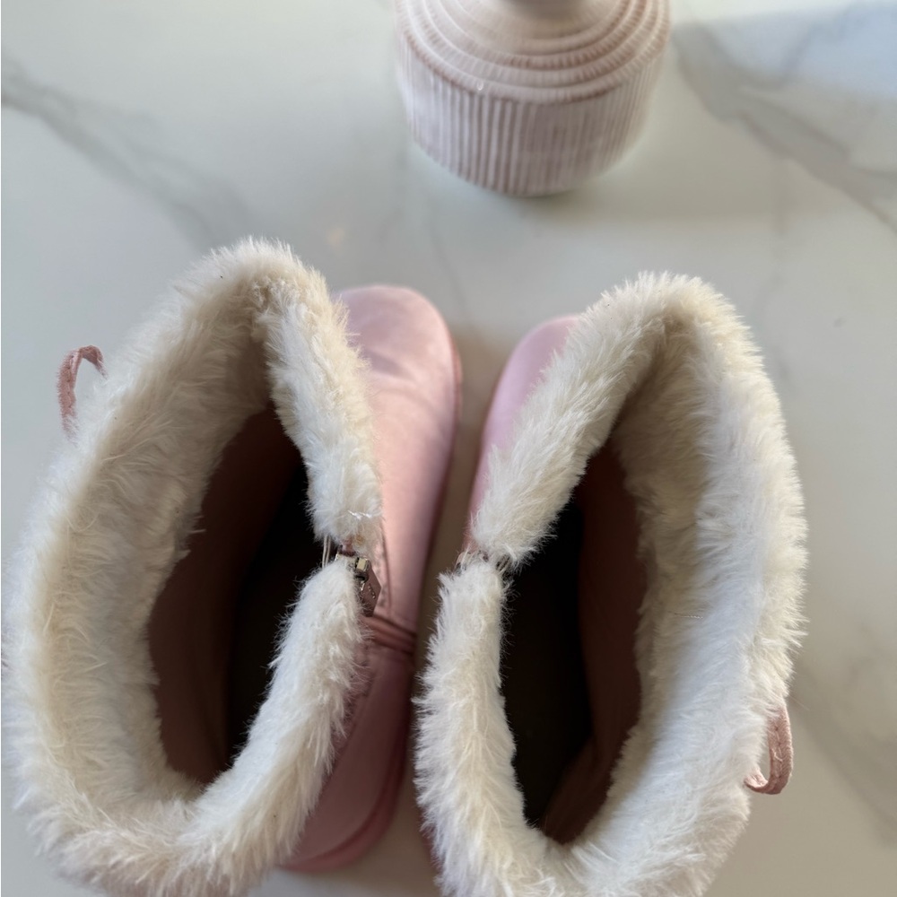 Michael Kors Light Pink Fur-Lined Boots - Picture 6 of 12